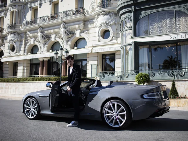 Top 10 Reasons to Book an Escort in Berlin: Spoil Yourself with a Night of Luxury